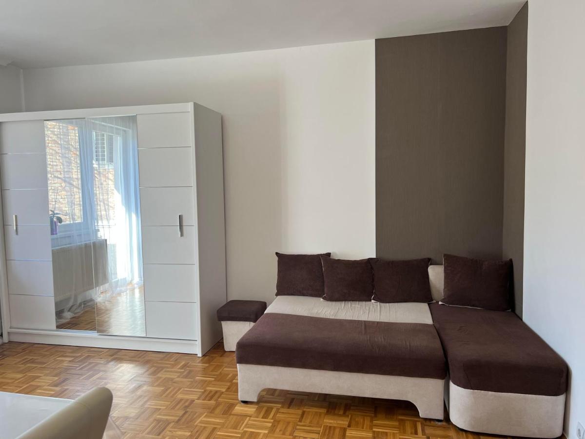 Centrum Szeged Apartman Bagian luar foto